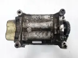 Öljypumppu OEM EIS-2110632 Kia Carens 2005 2.0L