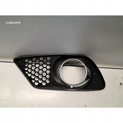 Rejilla de parachoques delantero izquierda MERCEDES C-204 AMG