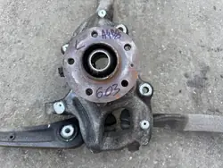Audi vänster framstyrknä OEM 8K0407257ABS