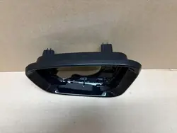 Moldura espelho esquerdo BMW D9403151U668 Usado