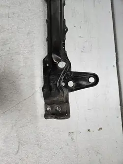 Onderste radiatorsteun OEM BELKA-DOLNA-POD-CHŁODNICE-S-CROSS-1-0