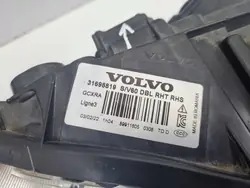Rechtes Vorderlicht Volvo V60 S60 II Xenon 31698819