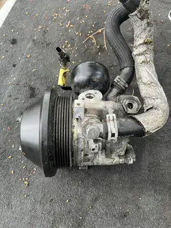 A0054667001 Pompe de Direction Mercedes W221 W216 W231