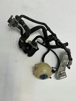 VW T6 Vattenpump Slang 06H121026DE