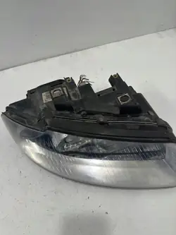 Audi A4 B6 Lampe Xenon Avant Droit