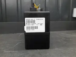 Mercedes W220 centrale vergrendelpomp OEM 2208000248