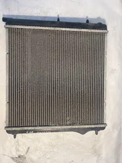 Radiateur Citroen DS3 OEM 870960400 (2009-2014)