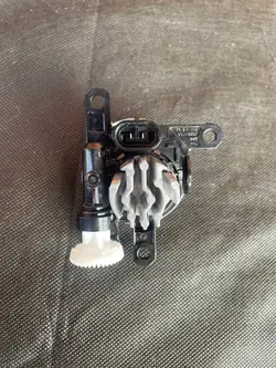 Opel Corsa F Voorste Linker Mistlamp OE 13497329