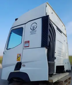 Renault Gama T Matala Ohjaamokehys OEM - Käytetty