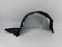 Toyota Avensis T27 Etu-oikea lokasuoja kokonainen OEM