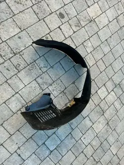 Right Front Wheel Arch 8N0821172B Audi TT