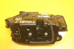 Fram Höger Dörrlås 6 Pin VW Tiguan I