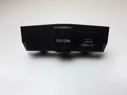 Suzuki Swace USB-aansluiting OEM 8553212020 - Gebruikt