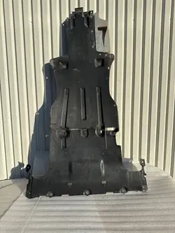 AUDI Q7 2005-2009 Växellåda Skydd 7L0825231A