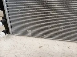 Radiateur d'eau OEM 8652497 pour BMW Série 3/4 F30-F36