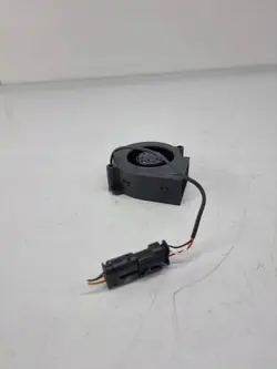 Ventilador de bateria Jaguar OEM L9W314D550BA - Usado