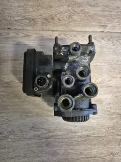 EBS Bromsmodulatorventil OEM 81623016209 för MAN