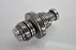 Eje de caja Mercedes-Benz OEM 065.21 Usado