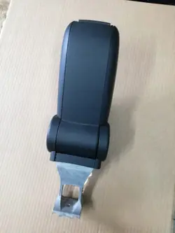 Audi A3 8P Armstöd OEM 8P7864207B Svart Läder