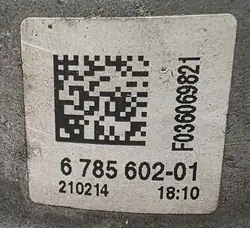Moottorin kiinnityspatja oikea BMW F07 F10 F11 - 6785602