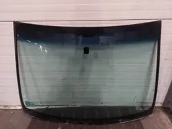 Käytetty etulasi Ford Fiesta MK5/MK6 OEM