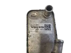 Refroidisseur d'huile VOLVO V70 III 2.4L diesel 2015 31325045