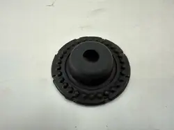 Toyota Yaris XP210 2021 Prise de ressort arrière OEM 43882K0020