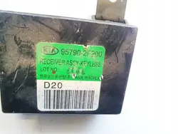 Módulo de control de puerta OEM 957902f200 Kia Cerato