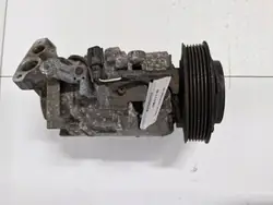 Compresseur de climatisation Renault OE 926008209R