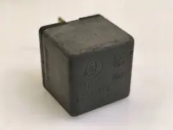 Relay Ford Fiesta 7686773