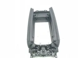 Keskikäytävän käsinoja OEM A1776806603 Mercedes