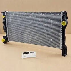 Radiador de água OEM OT@5# VO2307 para Volvo XC60 II