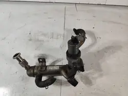 Hyundai i20 I EGR Venttiili Jäähdytysputki OEM 284102A320