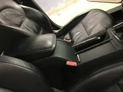 Keskikäytävän käsinoja Skoda Superb II OEM 3T0863241G