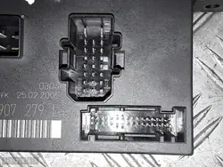 2005 Audi A4 B7 ECU 8E0907279L Used