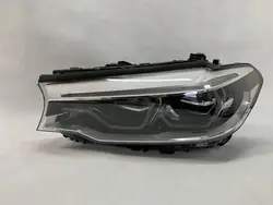 Farol esquerdo BMW 5 V G30 G31 LED adaptativo