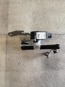 Valotason Anturi OEM 32246111 Volvo XC40 Oikea
