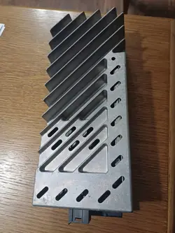 Amplificador BMW OE 9261703 usado - Ajuste directo