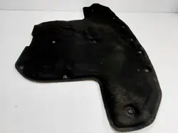Aislamiento de capó Mercedes A2058820028 - Usado