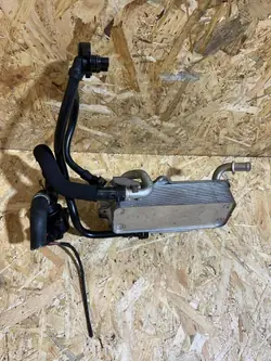 Vaihteistoöljynjäähdytin Audi OE OEM 4M0317021G