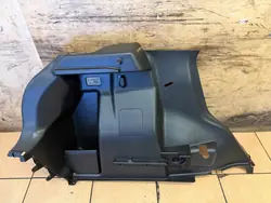 OEM 76281-68P10 Vänster bakluckefoder Suzuki Baleno II