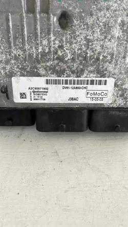 Computador Motor FORD DV61-12A650-CHC Usado