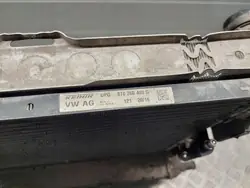 Radiateur Audi A4 2.0L Essence 2013 8T0260403G