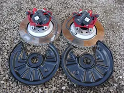 Jeu d'étriers et disques avant OEM GAD6207