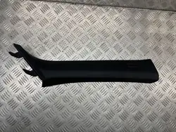BMW OE 9484568 Cubrepilar derecho - Usado