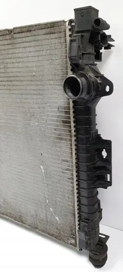 Pièces de refroidissement Land Rover Freelander 2 2.2L 6G918005FC