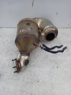 Catalyseur Audi OE d'occasion 8W0131765H