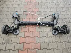 PEUGEOT 2008 I Taka-akselipalkki OEM