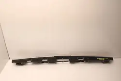 Mercedes W204 Tavaratilan Kromilista OEM Osa
