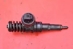 Ruiskutus OEM 038130073AJ VW Passat B5 1.9 TDI:lle